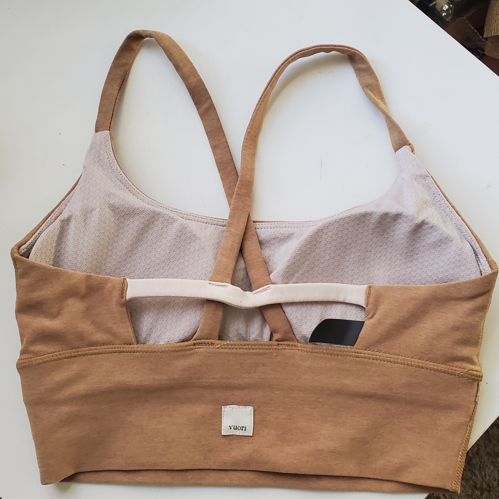 Vuori Long Line Elevation Size XS Honey Wheat
